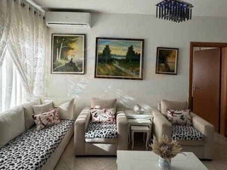 Shitet, Apartament 1+1, Rruga Muhamed Deliu,Fresk