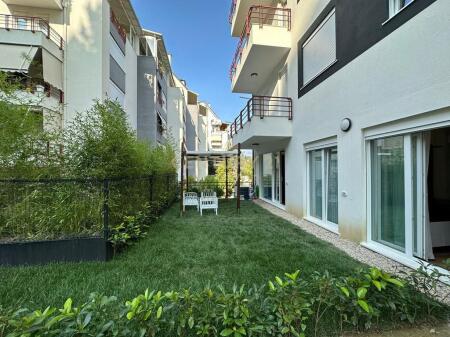 Apartament 2+1+2 me qira tek Kompleksi Fz, Liqeni i Thate