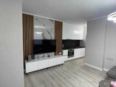 Apartament 1+1 me qira ne Rrugen e Kosovareve