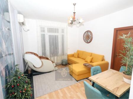 🌿🏙️📍 2+1 me qira —Kopshti Botanik, Tiranë 📍🏙️🌿