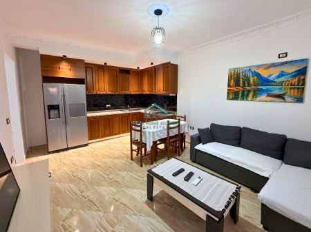 Apartment 1+1 converted into 2+1 for sale – Lungomare, Vlore.