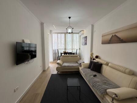 Apartment 1+1 for rent in neighborhood 13 Durres