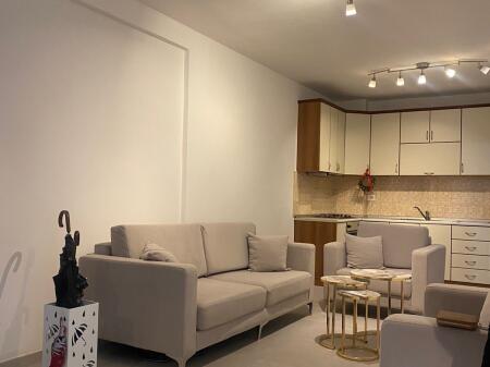 Apartament 2+1, Myslym Shyr!