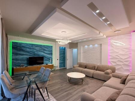 Jepet me Qira – Apartament 2+1 + Post Parkimi, pas Kafe “Flora”