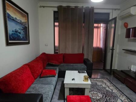 🏠 Jepet me qira apartament 1+1
