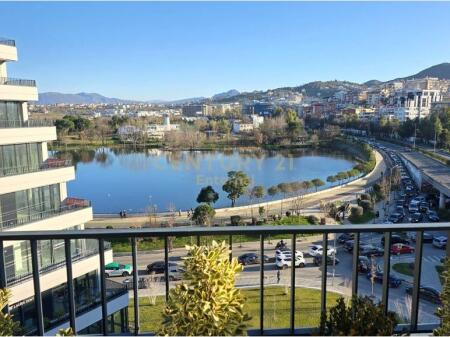 Shitet Apartament 3+1+2 Parkime ne Lake View!! 780,000 € Sip. Totale  192m2