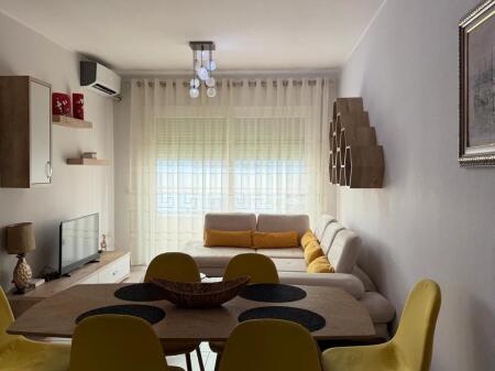 Apartment for rent (2+1) on 5 Maji street behind Concord center