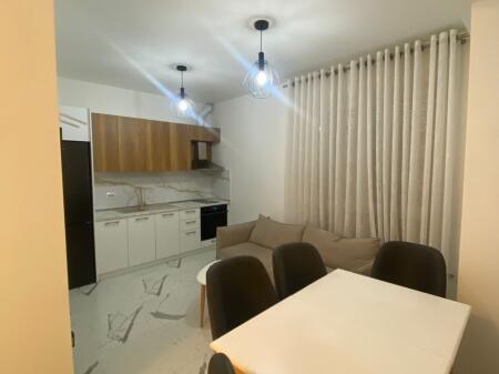 🏡 JEPET ME QIRA APARTAMENT 2+1 – MYSLYM SHYRI