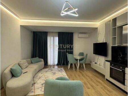 Shitet Apartament 1+1 te Kompleksi Arlis, Farmacia 10