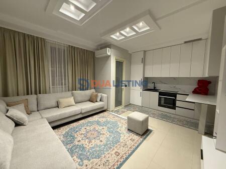 Prane rruges 5 Maji japim me qira apartament modern 2+1!