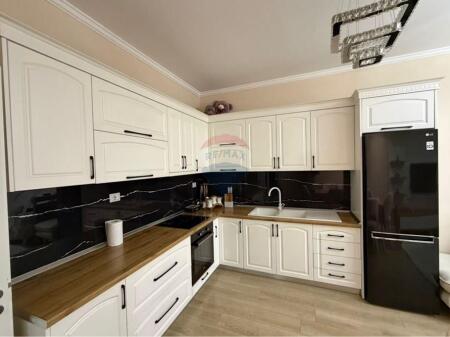 Apartament - Për Shitje - Shkozë, Tiranë(ID: 530191070-44)