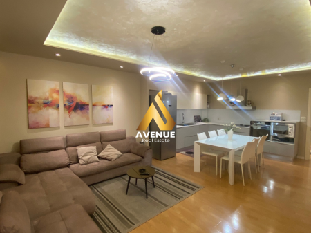 JEPET ME QIRA APARTAMENT  ME VERANDË 2+1+2+ POST PARKIMI ,PRANË QENDRËS KRISTAL , TIRANË