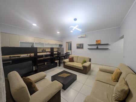 Appartamento 2+1, Myslym Shyr!