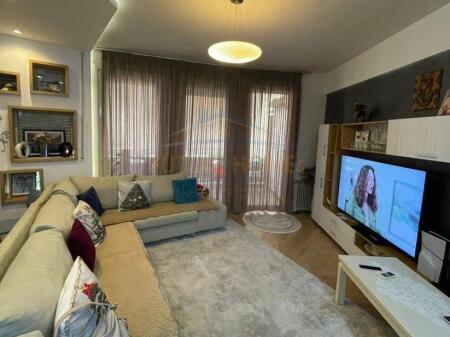 In vendita, Appartamento 2+1+2, Residenza Sona, Lago Secco, Tirana