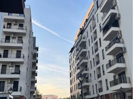 Ofrojme apartament per Shitje 2+1+2+garderobe te Trio Tower Residence