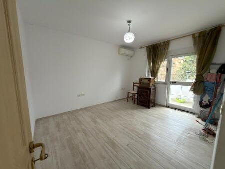 Apartament 2+1 për Shitje pranë Bulevardit Zogu i Parë