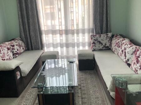 Apartament 2+1 me qera tek Myslym Shyri