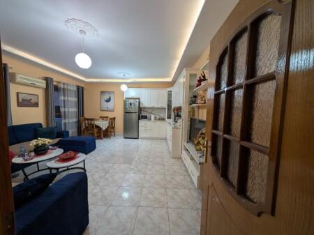 🏡 SHITET APARTAMENT 2+1 – RR. FOTO JANKU (pranë Hipotekës