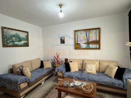 Shitet, Apartament 1+1, Pazari i Ri , Tiranë