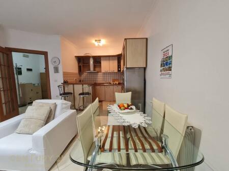 Jepet me qira apartament 1+1 tek Art Turbina