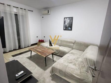 JEPET APARTAMENT 1+1+ANEKS ME QERA TE RRUGA E DURRESIT 600 EURO