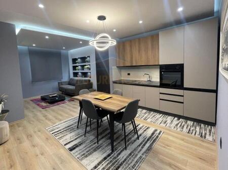 Qera, Apartament 2+1+2 , Unaza e Re, Tirane