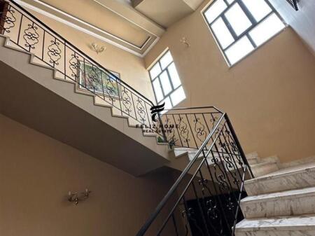 AMBIENT BIZNESI ME QERA 761 M2 ASTIR 5.000 EURO