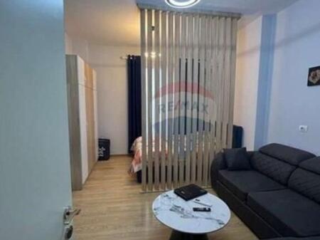 Apartament - Për Shitje - Farmacia 10, Tiranë(ID: 530191075-1)