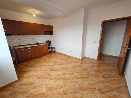 Apartament 2+1 per qera tek Brryli!