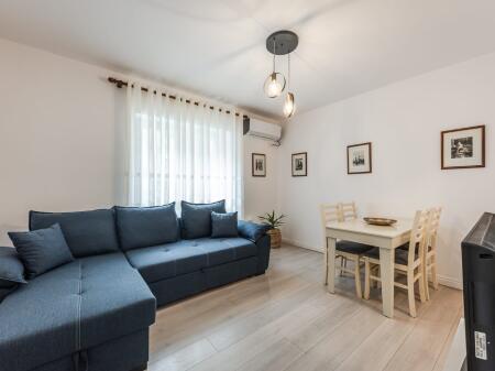 JEPET APARTAMENT 2+1 ME QIRA PAZARI I RI