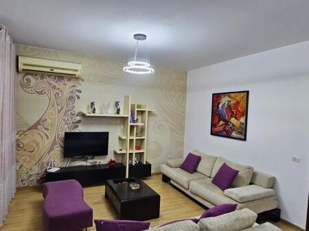 Apartament 2+1, Pazari i Ri!
