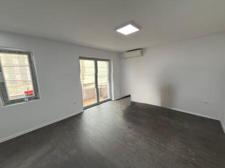 APARTAMENT 1+1 ME QIRA, TEK RRUGA BARDHYL, TIRANE! 550 € /Muaj
