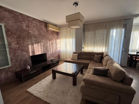 🏠 Apartment 2+1+2 for rent – Rruga e Dibrës  