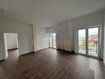 Shitet, Apartament 2+1+2, Rezidenca "Porta Tirana e Re"