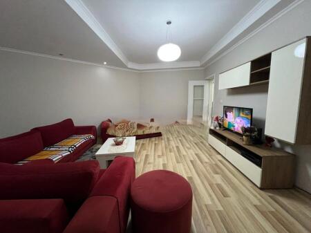 APARTAMENT 2+1 PER QIRA, LULISHTJA 1 MAJI 600 € /Muaj