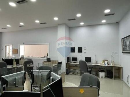 OFFICE FOR SALE, ALI DEM STREET!