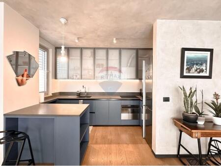 Apartment 3+1 for Rent +2 parking spaces at Dinamo Stadium