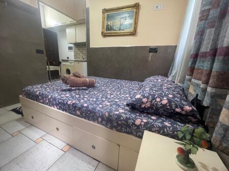 Jepet me qira garsoniere – Rruga 5 Maji