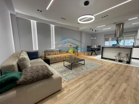 Qira, Apartament 2+1, Myslym Shyri