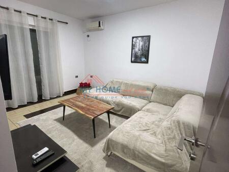 Apartament 1+1 me qira te Rruga e Durresit ne Tirane
