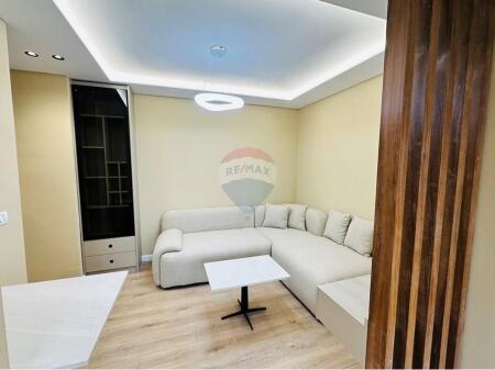 Apartament - Për Shitje - Rruga Muhamet Gjollesha, Tiranë (ID: 530471006-268)