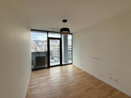 Qera Apartament 2+1+2+Post Parkimi, Lake View Residence, Tiranë!