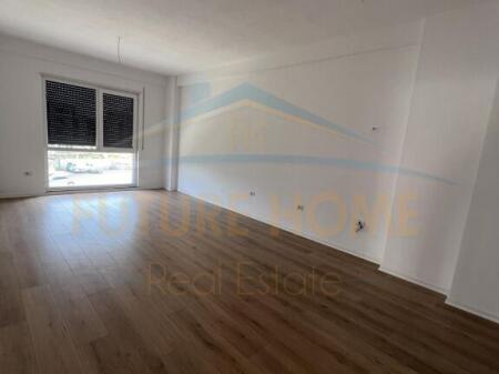 Shitet, Apartament 2+1+Verande, Unaza e Re