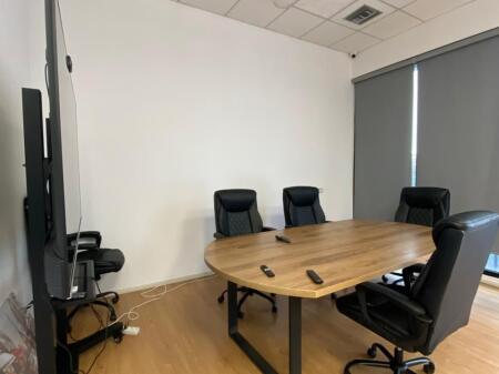 🏢 Business Premises for Sale – Square 21 Complex