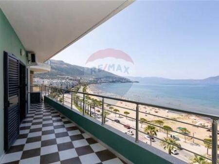 🏡 Apartament Luksoz 2+1+2 – Lungomare, Vlorë