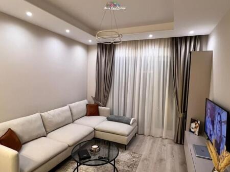 Appartamento In Affitto 2+1+ Posto Auto A 21 Dhjetori (ID B2201686) Tirana