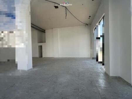 Negozio In Affitto A Xhamllik (ID BD21781) Tirane