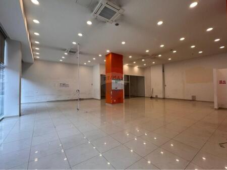 JEPET ME QIRA ZYRË / DYQAN NË KATIN 0 RRUGA E KAVAJES !