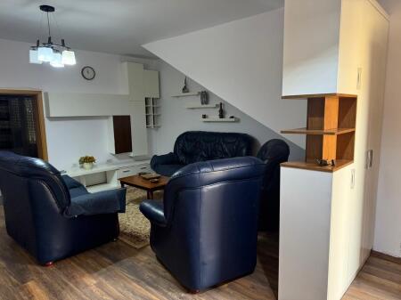 Jepet shtepi me qera Vile 1-kateshe Kompleksi Grand