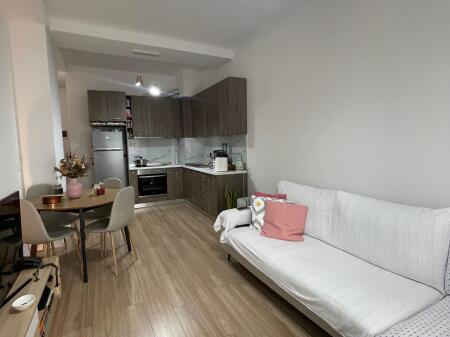 Apartament 1+1 per shitje ne Kompleksin Kontakt tek 21 Dhjetori